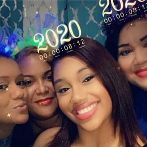 Meet your Posher, Anny